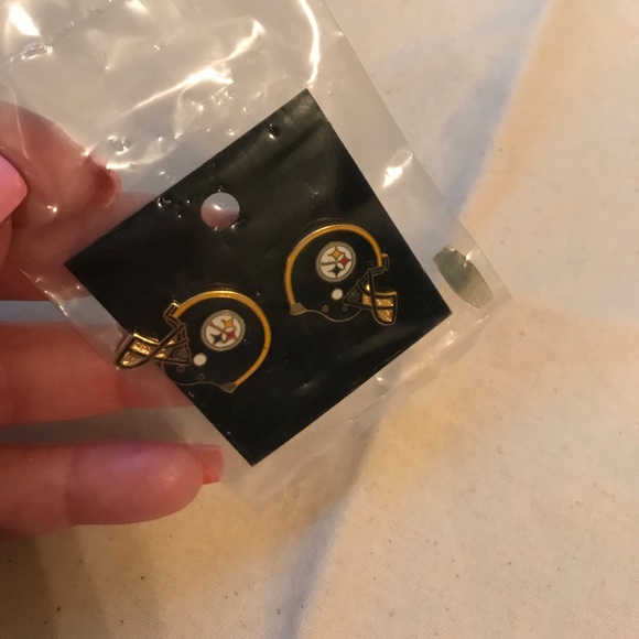 Jewelry - Pittsburgh Steelers Earrings